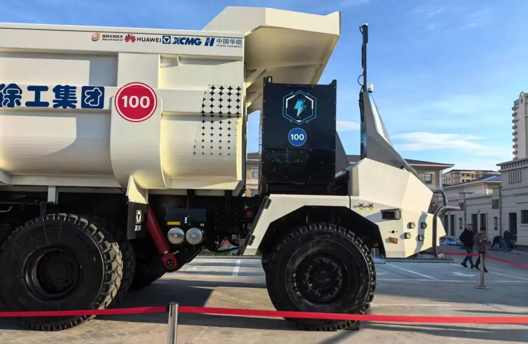 AG庄闲动力系统赋能百台无人电动矿卡！助力大型矿区绿色转型